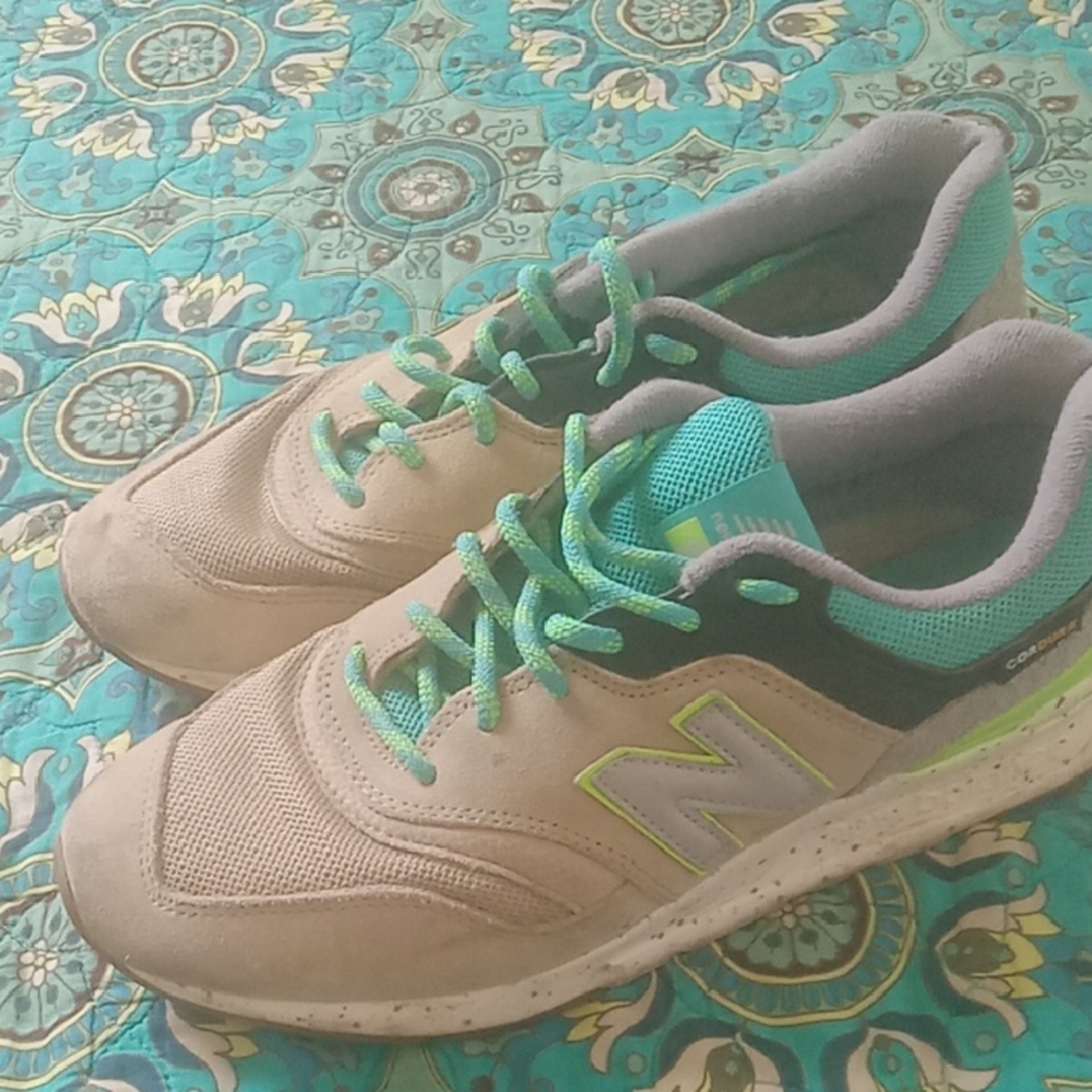 New Balance Beige and Teal Athletic Sneakers